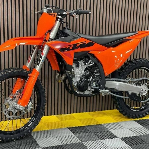 2025 KTM SX 250F – Championship-Grade Motocross Machine