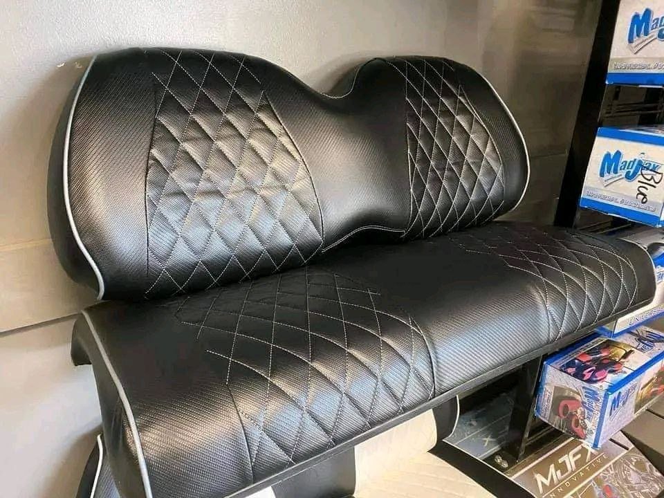 1749151871628_two sit